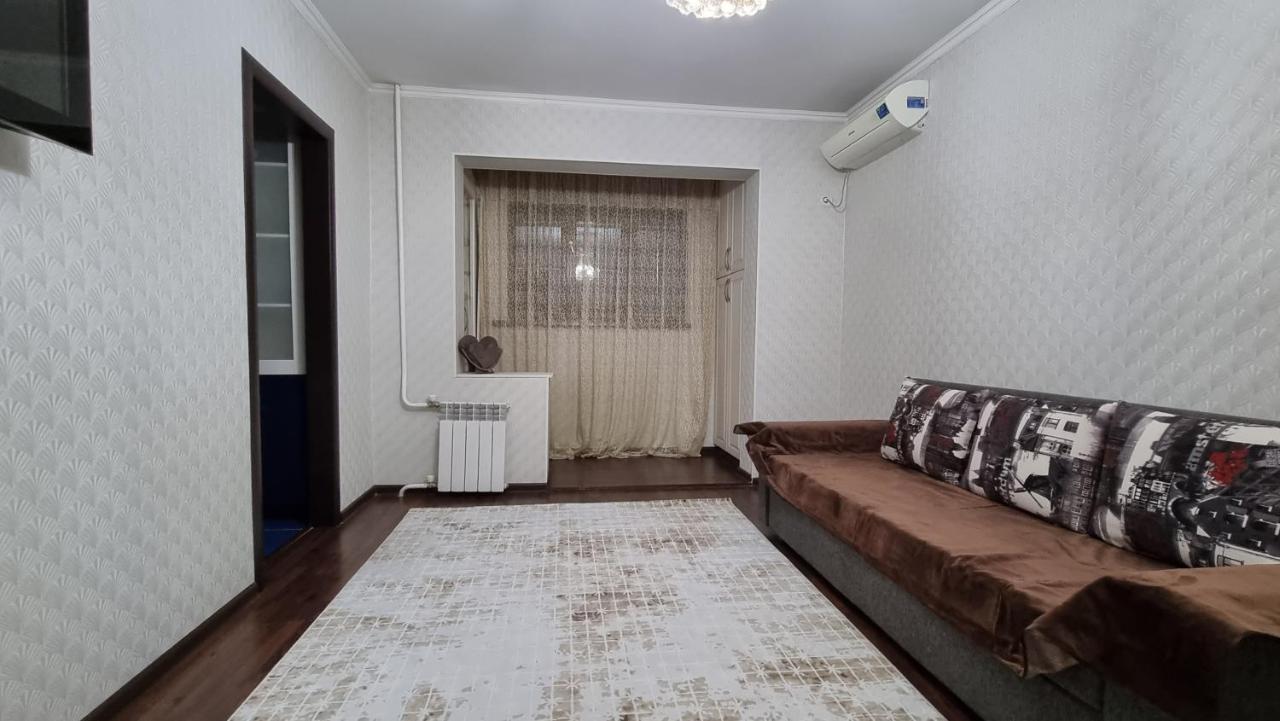 Koktem Apart In The Center Of Almaty Apartment Exterior photo